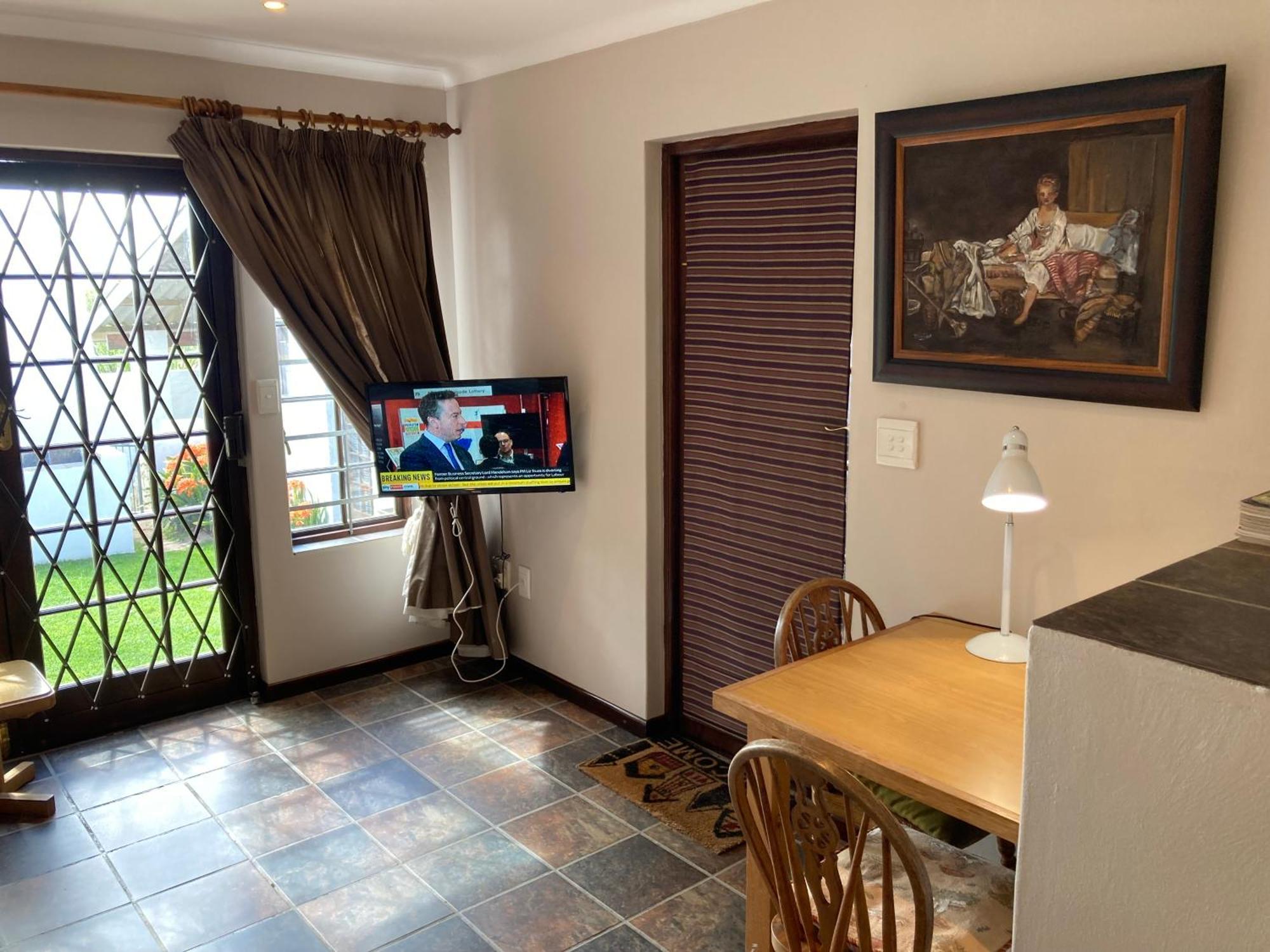 Haus Barbara Guest House Bredasdorp Exterior photo